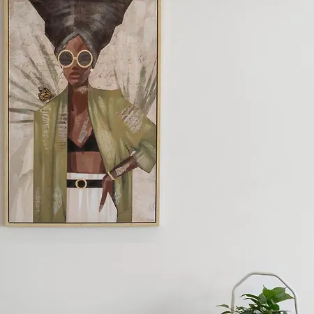 Apartment Wave The Waves *