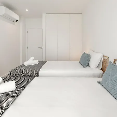 Wave The Waves Apartment *